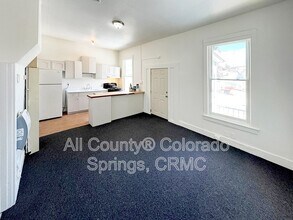 215 N 1st St in Cripple Creek, CO - Foto de edificio - Building Photo