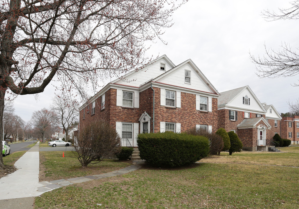 1111 Western Ave in Albany, NY - Building Photo