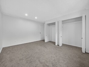 450 Island Rd, Unit 22 in Ramsey, NJ - Building Photo - Building Photo