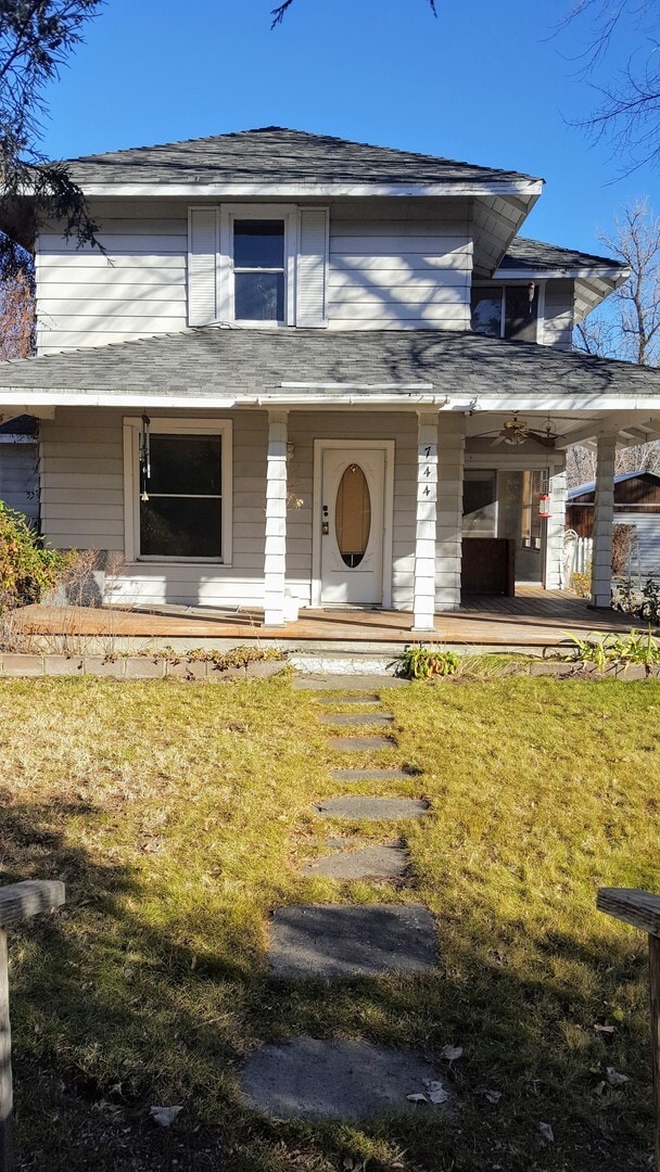 property at 744 Brockman Ln