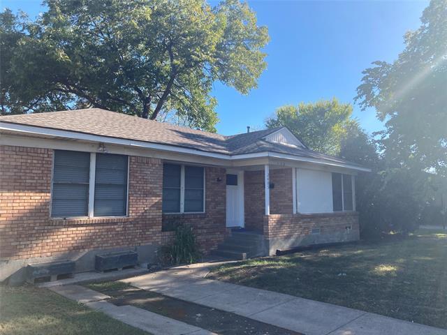 2405 Highwood Dr in Dallas, TX - Building Photo - Building Photo
