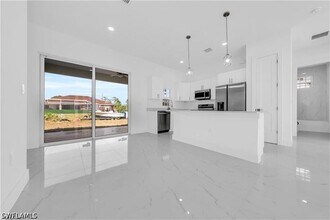 3311 11th St W in Lehigh Acres, FL - Building Photo - Building Photo