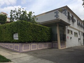 938 N Doheny Dr, Unit 1 in West Hollywood, CA - Building Photo