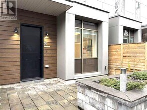 35 Dervock Crescent in Toronto, ON - Building Photo - Building Photo