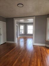 237 Willow St in Waterbury, CT - Building Photo - Building Photo