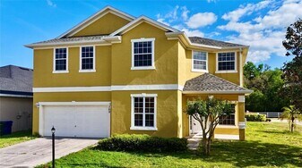369 James Cir in Lake Alfred, FL - Building Photo