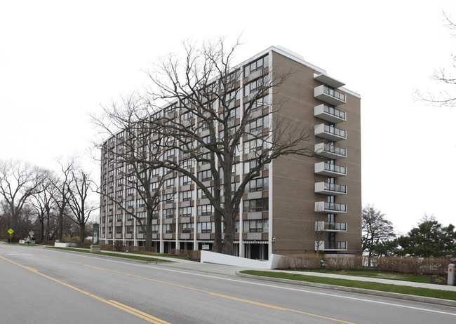 1630 Sheridan Rd in Wilmette, IL - Building Photo - Building Photo