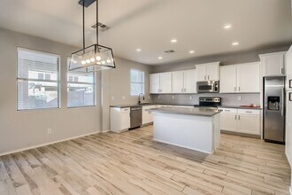 11720 W Foothill Ct in Sun City, AZ - Building Photo - Building Photo