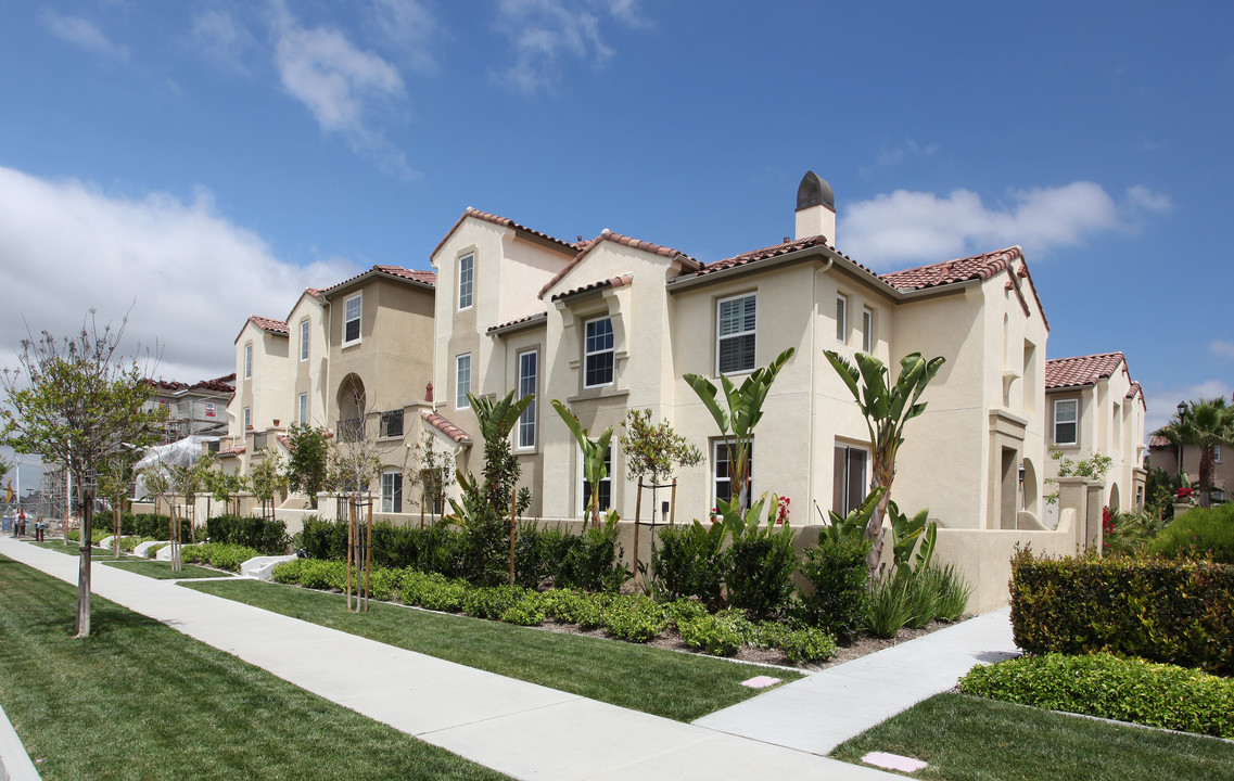 Treviana At Lomas Verdes in Chula Vista, CA - Building Photo