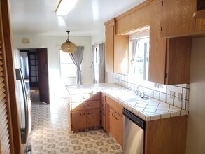 1570 Cienega Rd in Hollister, CA - Building Photo - Building Photo