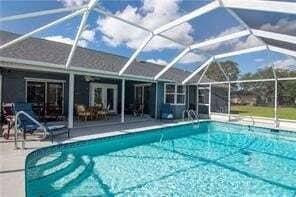 110 Duban St in Sebastian, FL - Foto de edificio - Building Photo