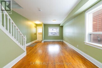 137 Bastedo Ave in Toronto, ON - Building Photo - Building Photo