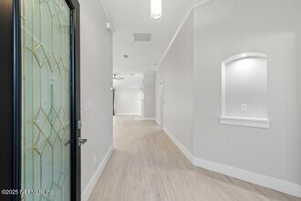 744 Dewdrop Loop in Jacksonville, FL - Building Photo - Building Photo