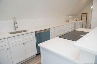 81 Church St-Unit -3rd fl in Branford, CT - Building Photo - Building Photo