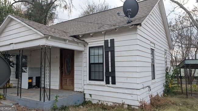 property at 182 James St