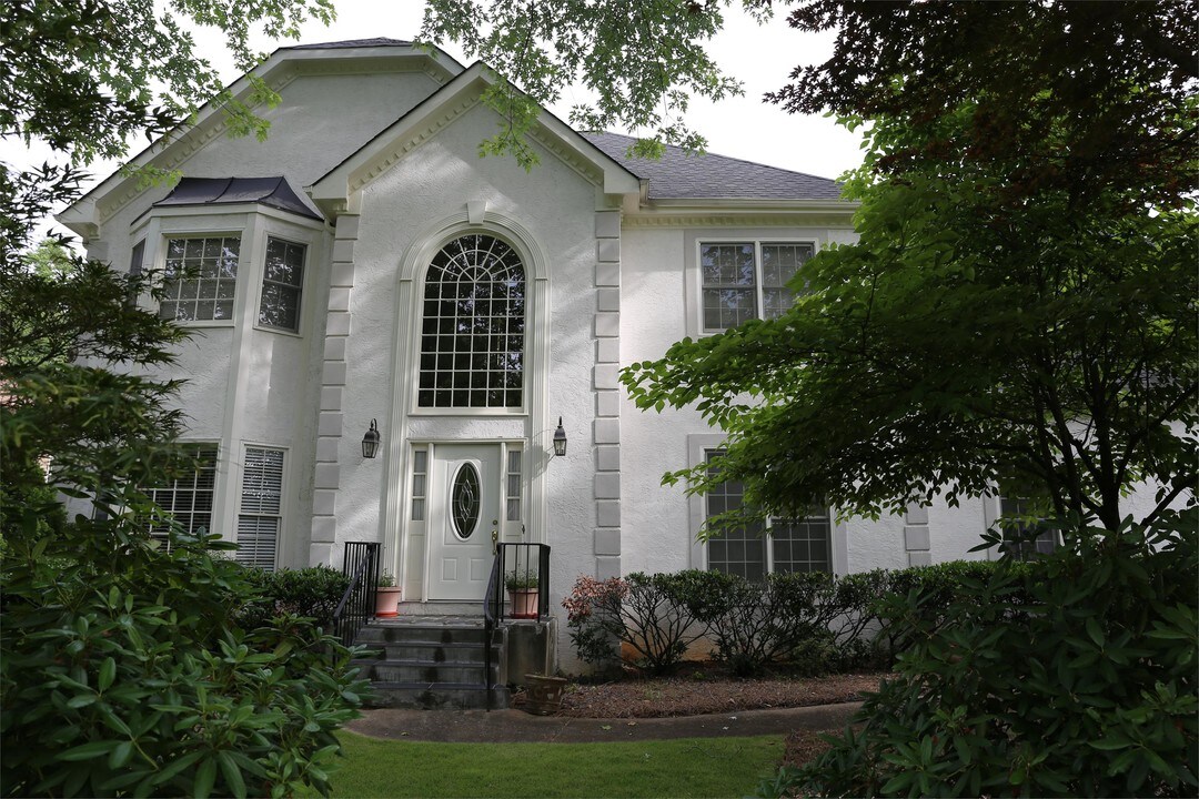 10485 Stonefield Landing in Duluth, GA - Building Photo