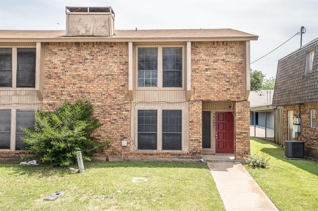 property at 2205 Chase Ct