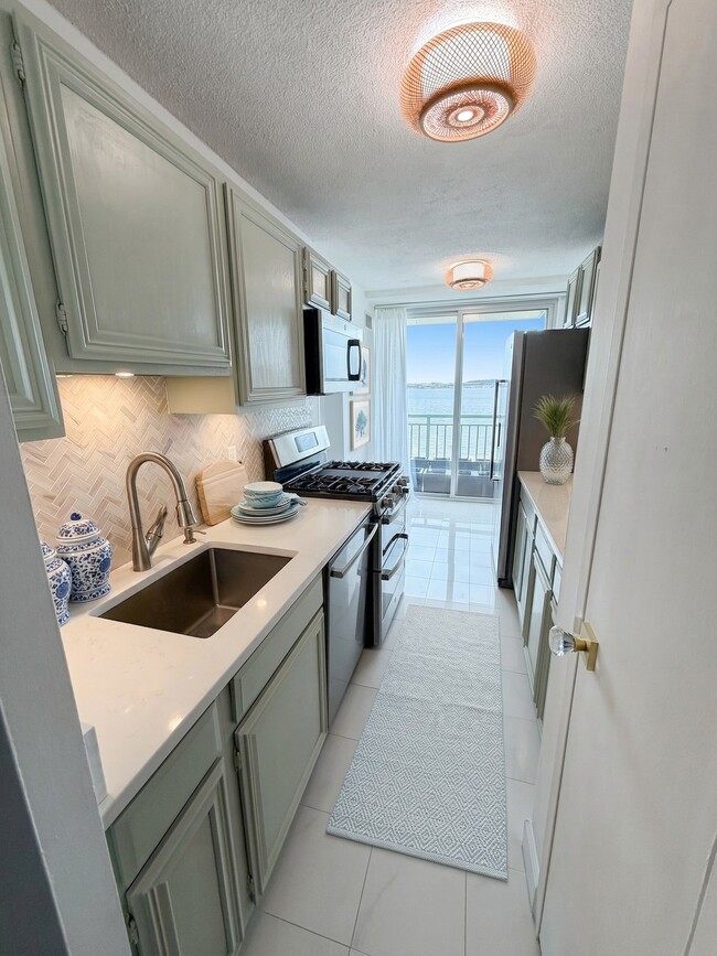 property at 501 Slaters Ln