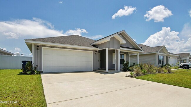 6488 Slabinski Ln in Panama City, FL - Building Photo - Building Photo