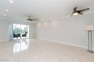 501 Forest Lakes Blvd in Naples, FL - Building Photo - Building Photo