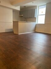 1721 W Tioga St, Unit 4 3rd Floor in Philadelphia, PA - Building Photo - Building Photo