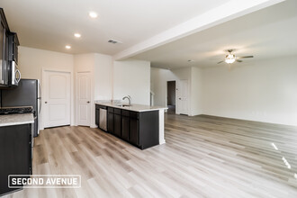 325 Condie Russell Ave in Venus, TX - Building Photo - Building Photo