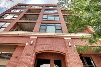 2210 Blake St in Denver, CO - Foto de edificio - Building Photo