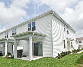 3101 Emerald Acrs Ln in Sanford, FL - Building Photo - Building Photo