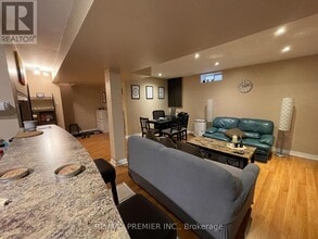 5629 Haddon Hall Rd in Mississauga, ON - Building Photo - Building Photo