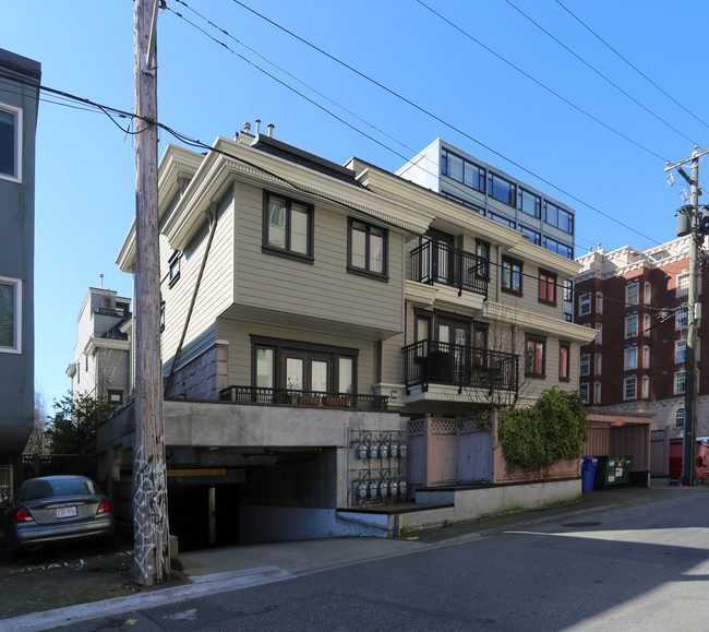 1135-1137 Barclay St in Vancouver, BC - Building Photo - Building Photo