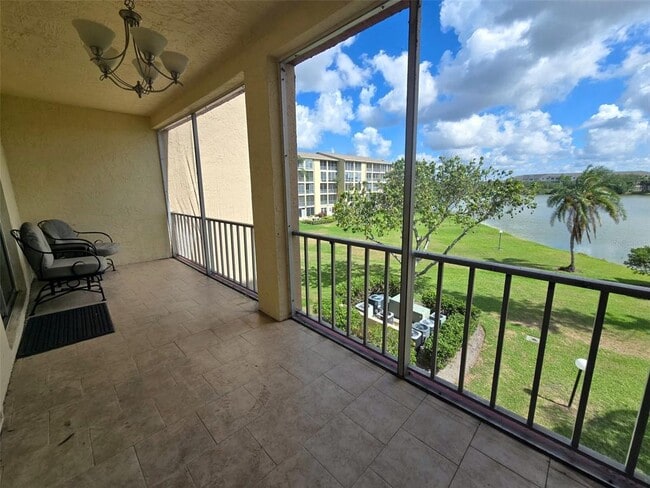 property at 3917 Lake Bayshore Dr
