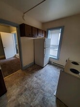 19 E State St in Hartford, WI - Building Photo - Building Photo