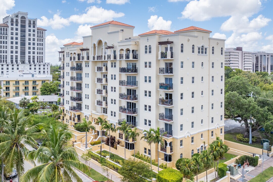 Villa Florini in Coral Gables, FL - Foto de edificio