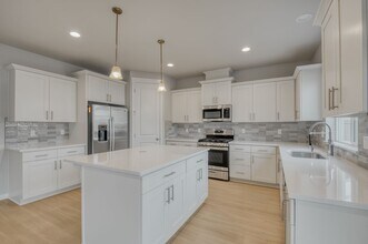 16633 SE Smith Rock St in Happy Valley, OR - Building Photo - Building Photo