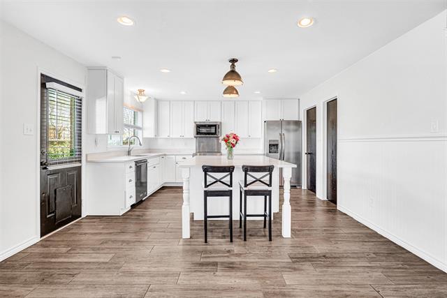 property at 1320 Hunter Ln