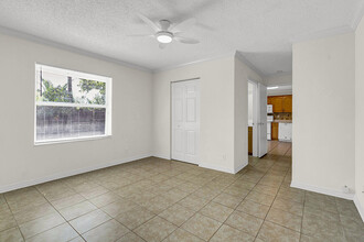 5604 Priscilla Ln in Greenacres, FL - Building Photo - Building Photo