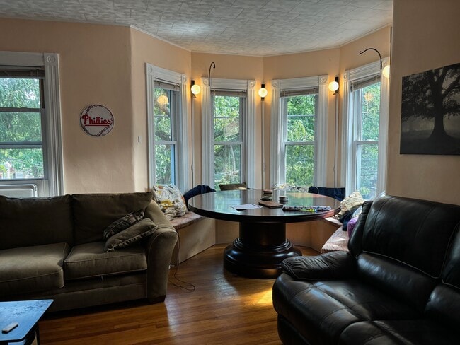 36 Foskett St, Unit 2