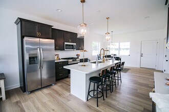 2037 Isabella Ln in Minooka, IL - Building Photo - Building Photo