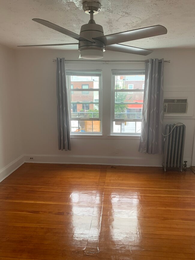 property at 1922 23rd Dr