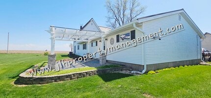 13502 N Damascus Rd in Winslow, IL - Building Photo - Building Photo