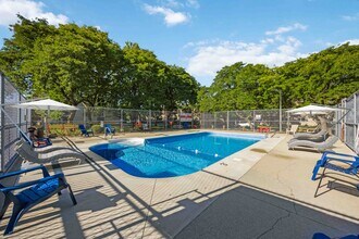 Viscount at Trillium Park in Sarnia, ON - Foto de edificio - Building Photo