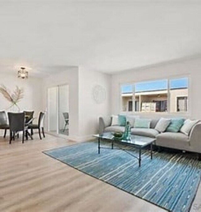 285 Moss St in Chula Vista, CA - Building Photo - Building Photo