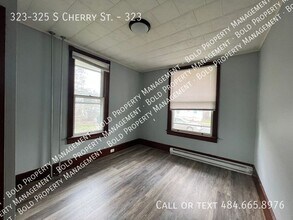 323 S Cherry St-Unit -323 in Myerstown, PA - Building Photo - Building Photo