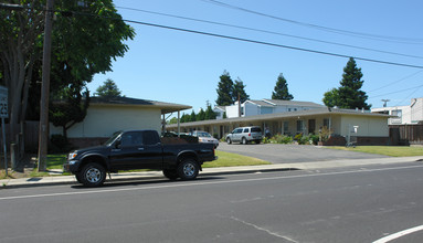 gummow Apartments in Santa Clara, CA - Building Photo - Building Photo