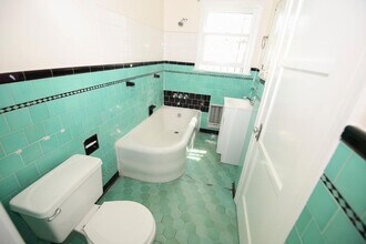 150 S Detroit St in Los Angeles, CA - Building Photo - Building Photo