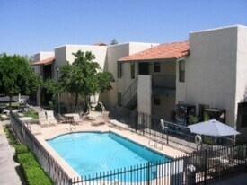 Brenda Arms in Tempe, AZ - Building Photo