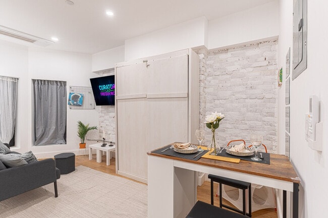 property at 631 Wilson Ave