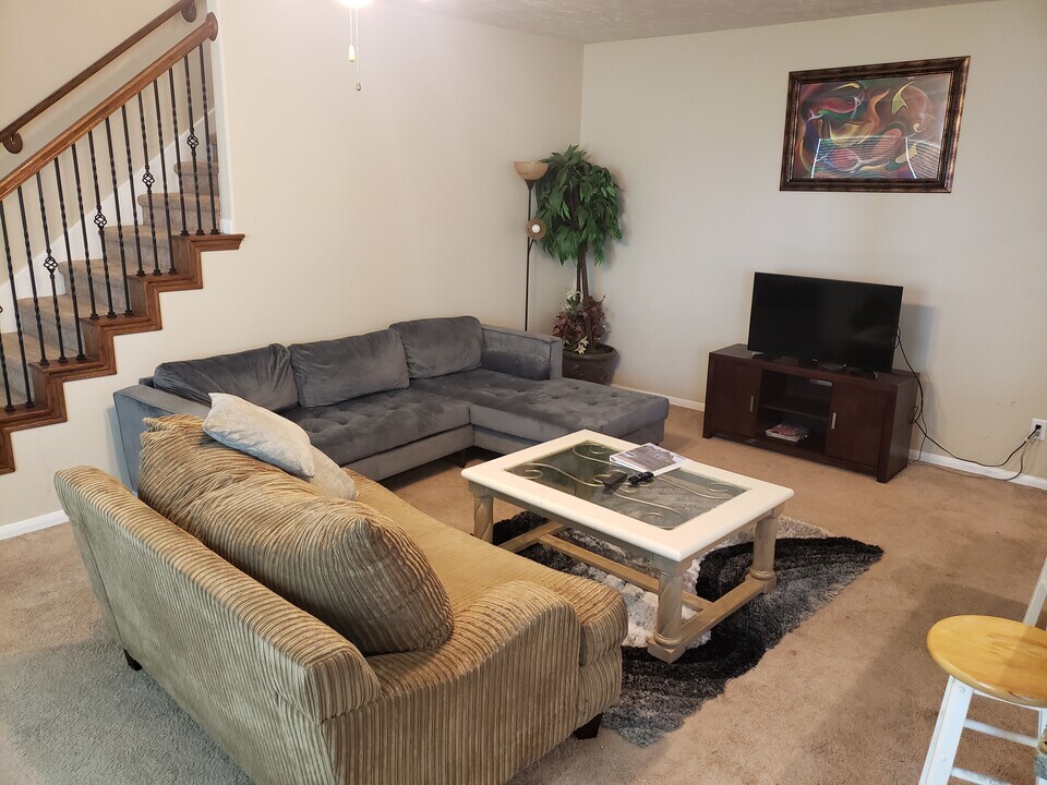 14515 Roaring Fork Ln in Houston, TX - Building Photo