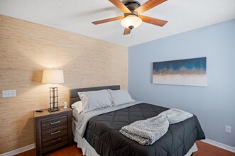 7571 SE 171st Sun Valley Pl in the Villages, FL - Building Photo - Building Photo