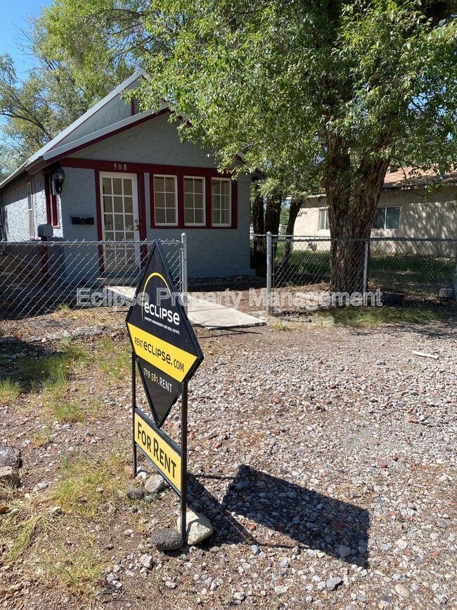 property at 908 9th St